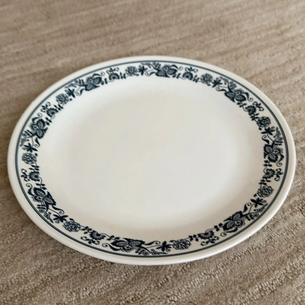 Corelle set old